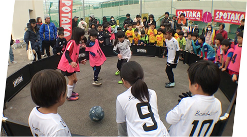 大阪で大人気のスポーツ用品店スポタカのフットサル紹介ページです スポーツ用品通販 スポタカ公式